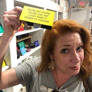 Meet your Posher, Leslie